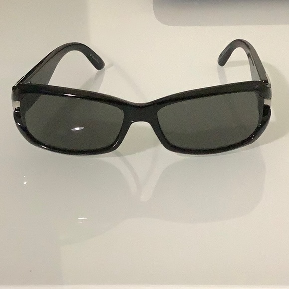 Sunglasses by Dior - Picture 3 of 5